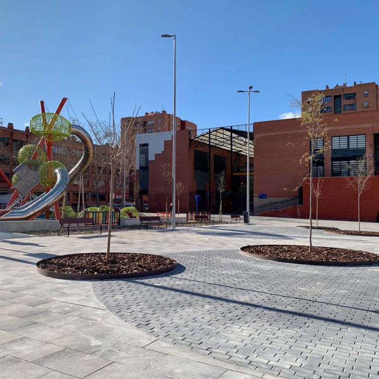 Nuevo arbolado y zonas arbustivas en el Pozo del Tío Raimundo