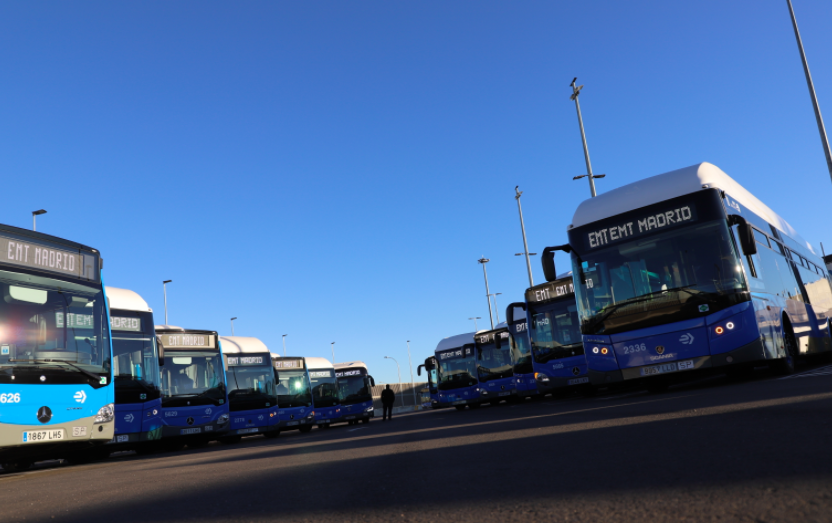 Lee más sobre el artículo Carril bus en Vallecas, una infraestructura integrada a la ciudad que espera los próximos autobuses de gas