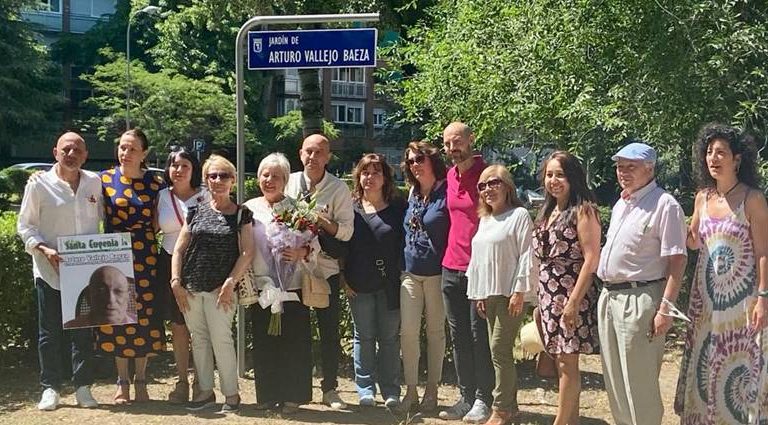 ‘Jardines Arturo Vallejo Baeza’, este es el homenaje al editor de la Revista Santa Eugenia