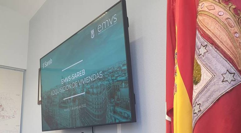 La EMVS adquiere siete viviendas a la Sareb para programas de alquiler asequible