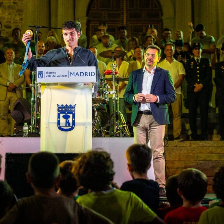 Sergio Camello, pregonero de las fiestas de Villa de Vallecas: «Todo un orgullo»