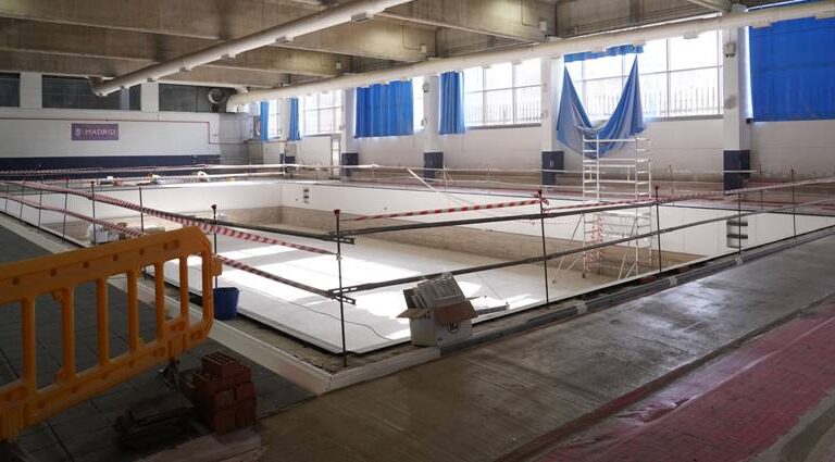 El Ayuntamiento invierte 3,4 millones de euros en la renovación de las piscinas de invierno del CDM Ángel Nieto