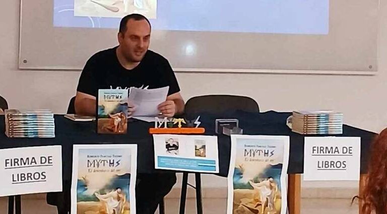 Roberto Pascual Tejero: “Sueño con dar el pregón de las fiestas de Vallecas como escritor”