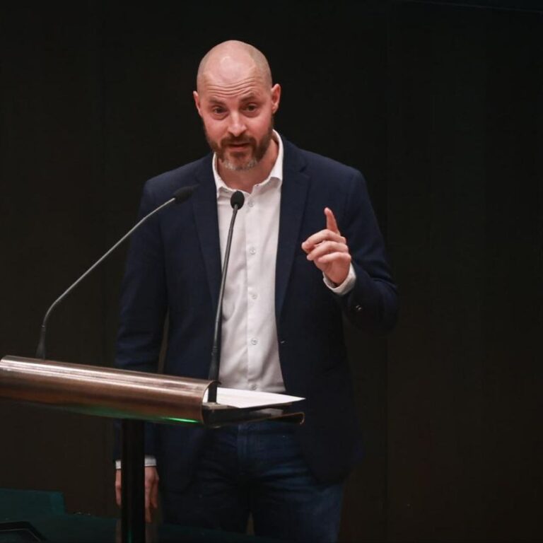 Ignacio Benito, reelegido secretario general del PSOE de Villa de Vallecas