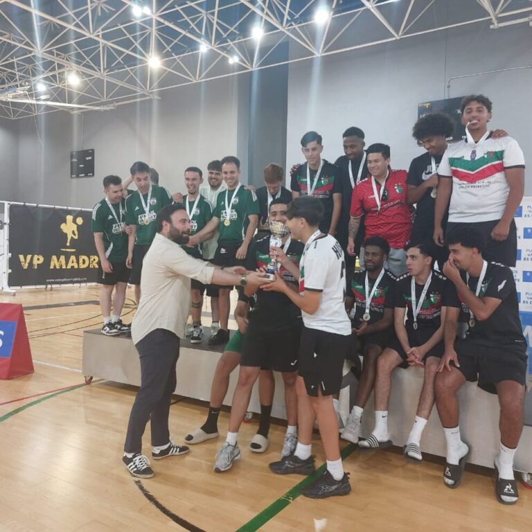 Puente de Vallecas concluye la temporada de competiciones con la Copa de Primavera