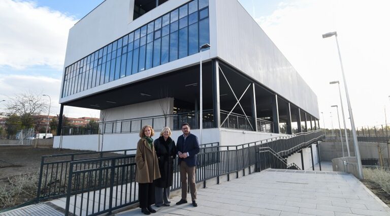 Finaliza la construcción del centro cultural con biblioteca del Ensanche de Vallecas