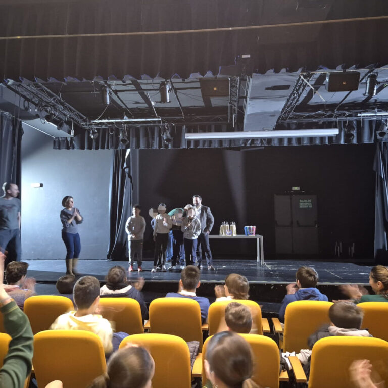 Puente de Vallecas celebra su primer Concurso Matemático por la II Semana de la Ciencia