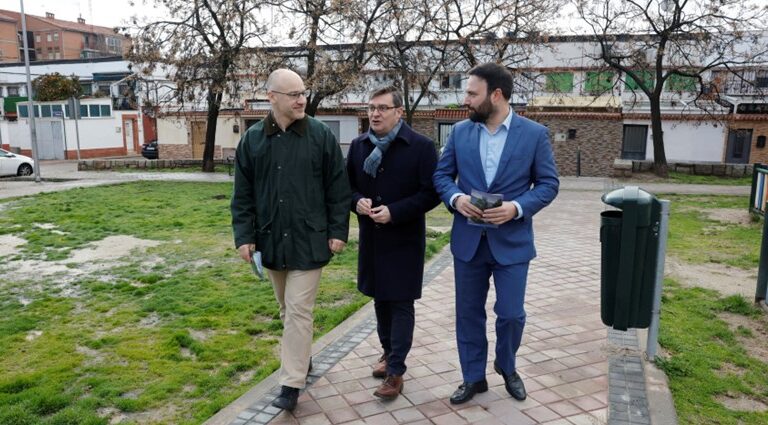 El Ayuntamiento acomete la regeneración urbana de la Colonia Membezar